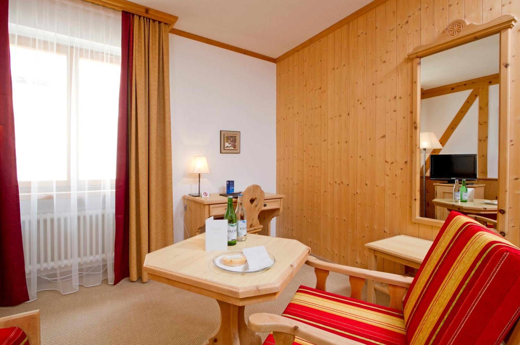 Edelweiss Swiss Quality Hotel 4*