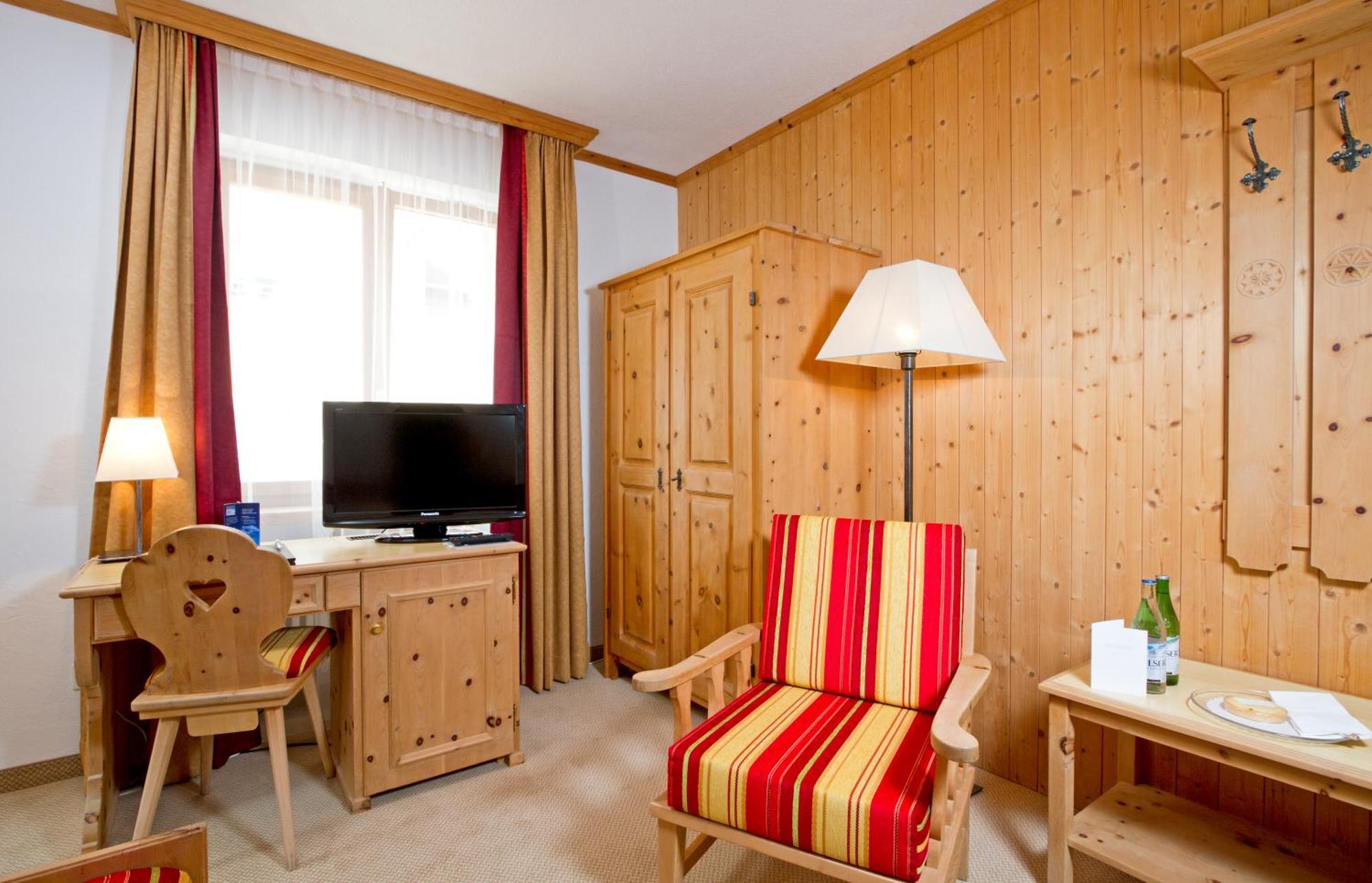 Edelweiss Swiss Quality Hotel 4*